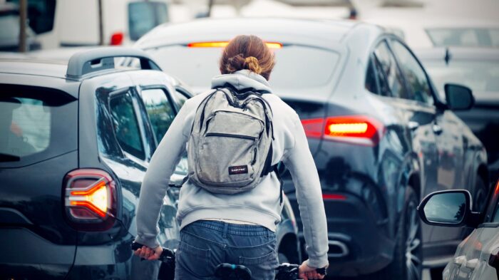 Pedaliamo di più, ma restiamo largamente "auto-dipendenti"